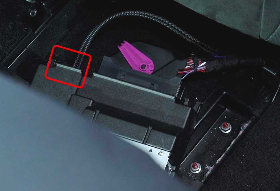 Soundsystem für Seat Leon 5F (mit Beats, mit LWL) DSP-Verstärker, Lautsprecher, Subwoofer | V3 | OPTION Soundsystem für Seat Leon 5F (mit Beats, mit LWL) DSP-Verstärker, Lautsprecher, Subwoofer | V3 | OPTION