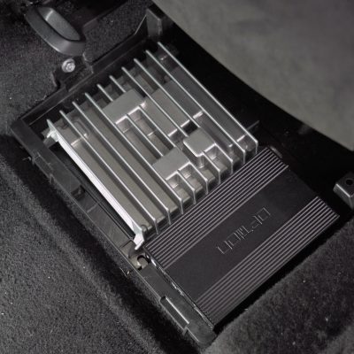 Soundsystem für Seat Leon 5F (mit Beats, ohne LWL) DSP-Verstärker & Reserverad-Subwoofer | V2 | OPTION