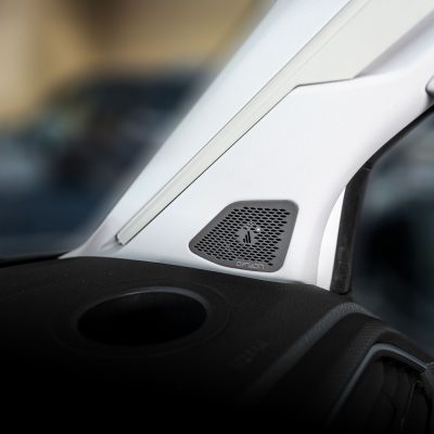 Lautsprecher für VW T6.1 | Front | PRO-Edition mit Design-Abdeckgitter | OPTION PRO
