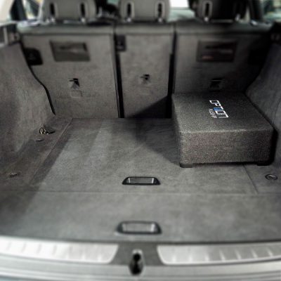 Subwoofer für BMW E-Reihe/F-Reihe | Subwoofer-Kit Plug & Play im Kofferraum | OPTION