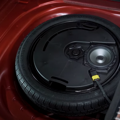 Soundsystem für Seat/Cupra Leon (KL) mit Beats | DSP-Verstärker + Subwoofer | Plug & Play | OPTION