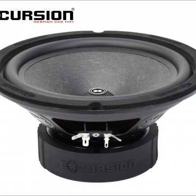 EXCURSION RX 8M – mellemtone/mellembas